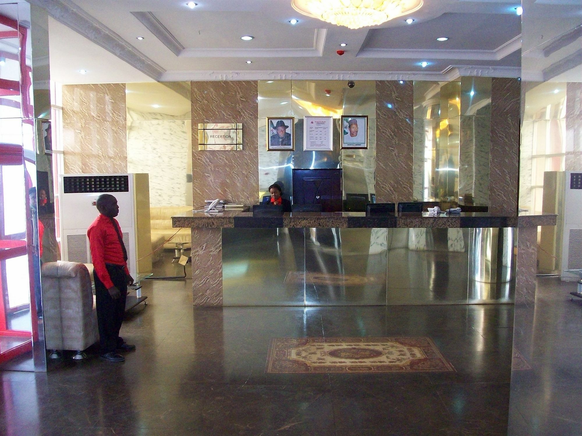 Hotel De Bently Abuja Ngoại thất bức ảnh